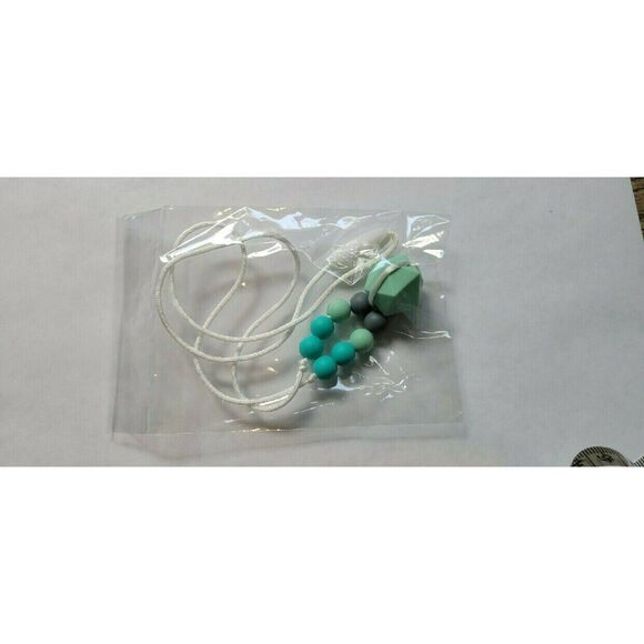 Blue/green Silicone Nursing Necklace/Fidget Necklace - Picture 5 of 5